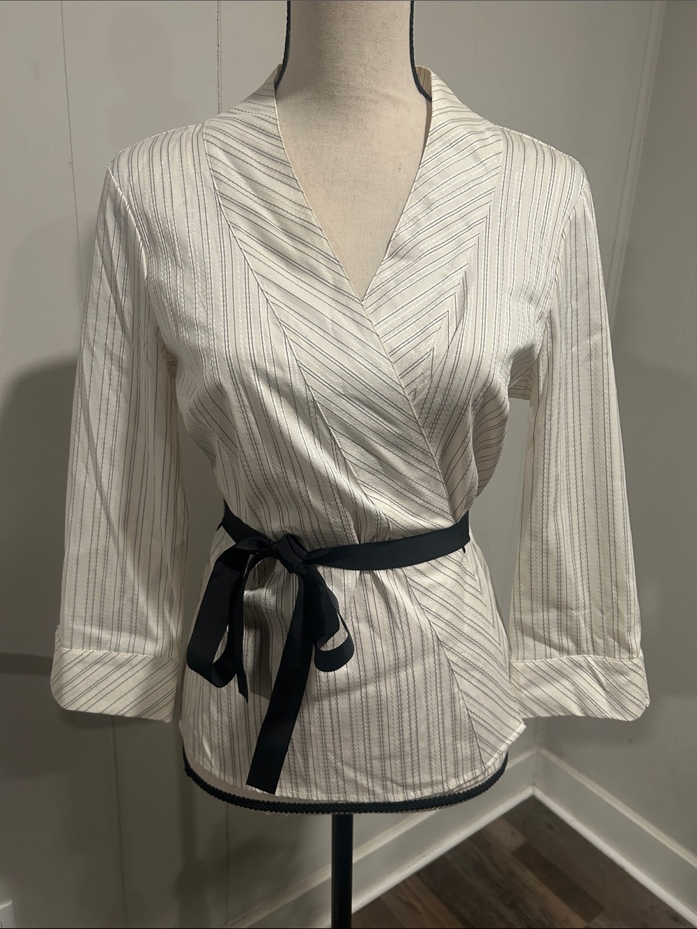 Y2K Express White Pinstripe Wrap Blouse with Black Tie